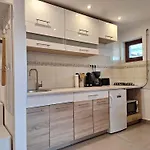 In - Balaton 36443 Siofok
