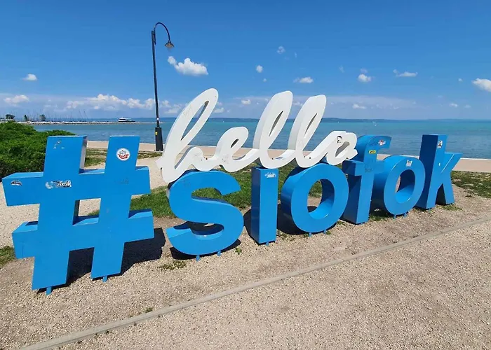 In - Balaton 36443 شقة *