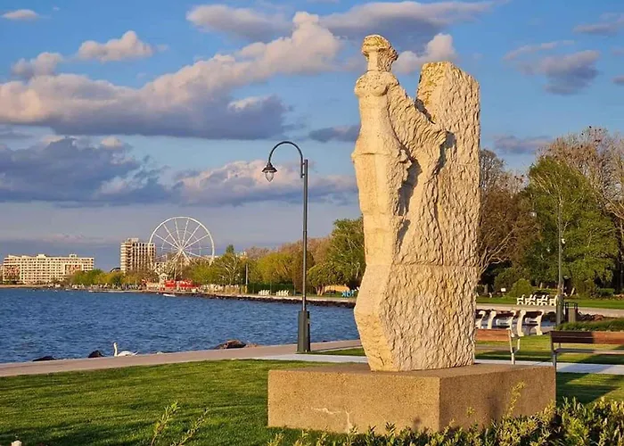 In - Balaton 36443 שיופוק