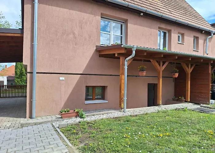 In - Balaton 36443 * شيوفوك